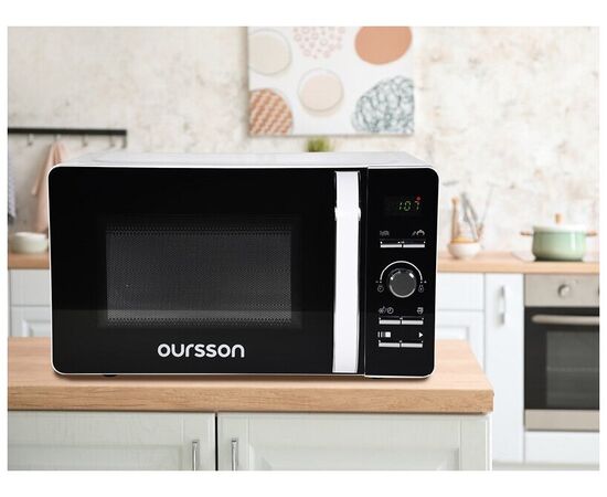  Микроволновая печь Oursson MD2033/WH, 700Вт, 20л, белый /черный 