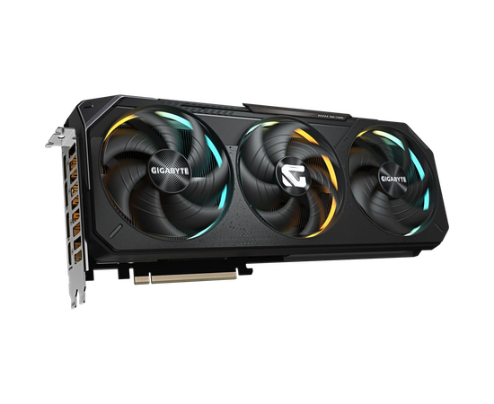  Видеокарта Gigabyte RTX5070 GAMING OC 12GB (GV-N5070GAMING OC-12GD) GDDR7 192bit 3xDP HDMI 3FAN RTL 